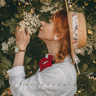 Everyday Porcelain Daisy Stud Earrings