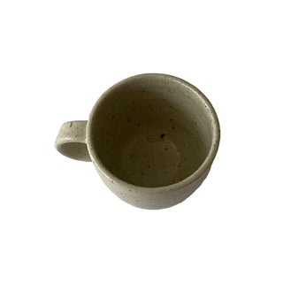 Anna Bystrup espressokop i beige farve 