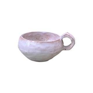 Flad diamant kop med hank i farven hvid med chamotte set forfra