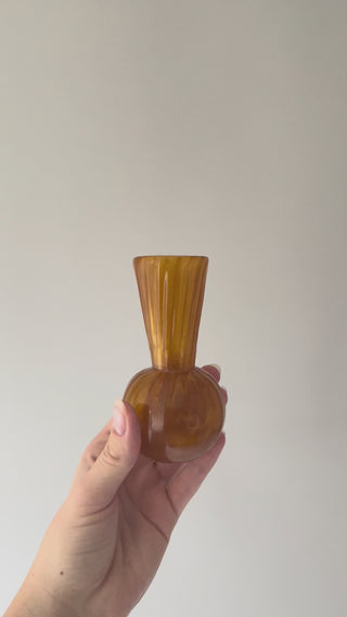 Anne Flohr nøglevase i karry brun farve