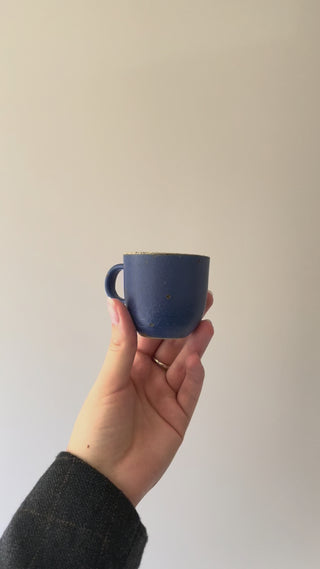 Anna Bystrup espressokop i blå farve 