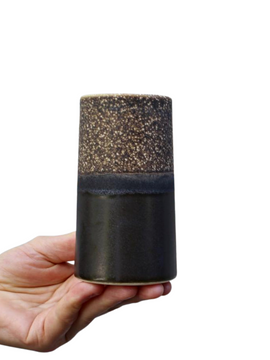 Sustainable Vase - Small mørke brun/sort